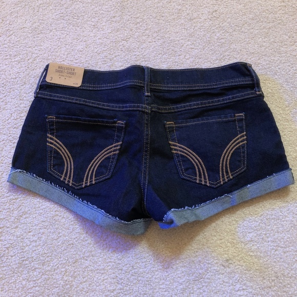 Hollister NWT Low Rise Denim Short 3" Size 3 - Picture 2 of 4